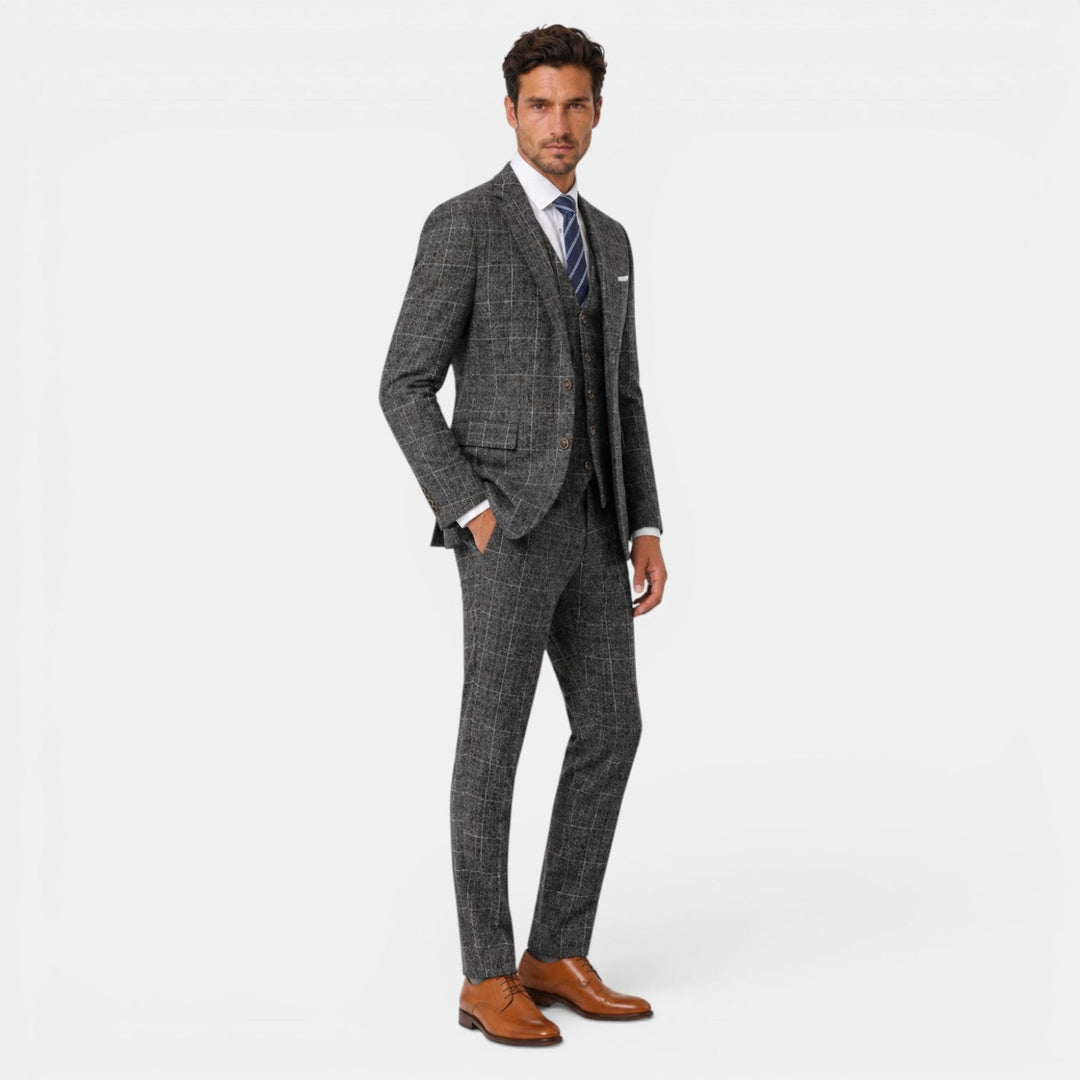 Traje elegante de hombre a cuadros 3 piezas, perfecto para lucir sofisticado en cualquier celebración o reunión.