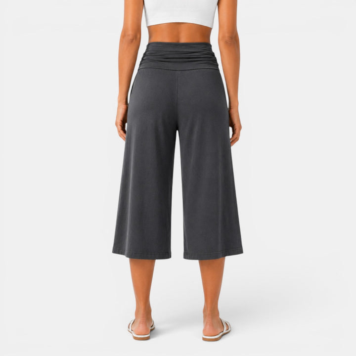 Capri de mujer para entrenamiento, yoga o fitness. Elástico, transpirable y cómodo para tu actividad deportiva.