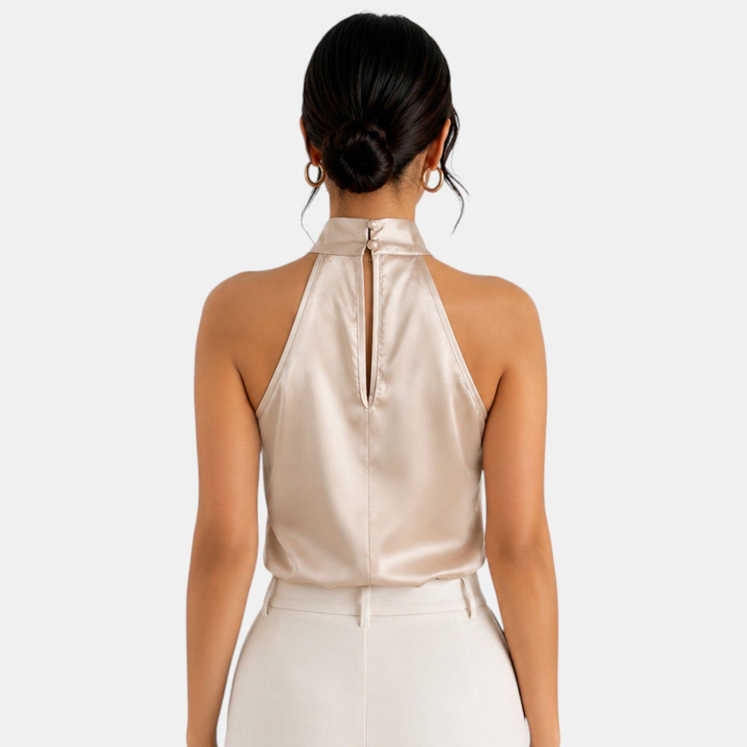 Top halter chic de verano para mujer, perfecto para look casual.