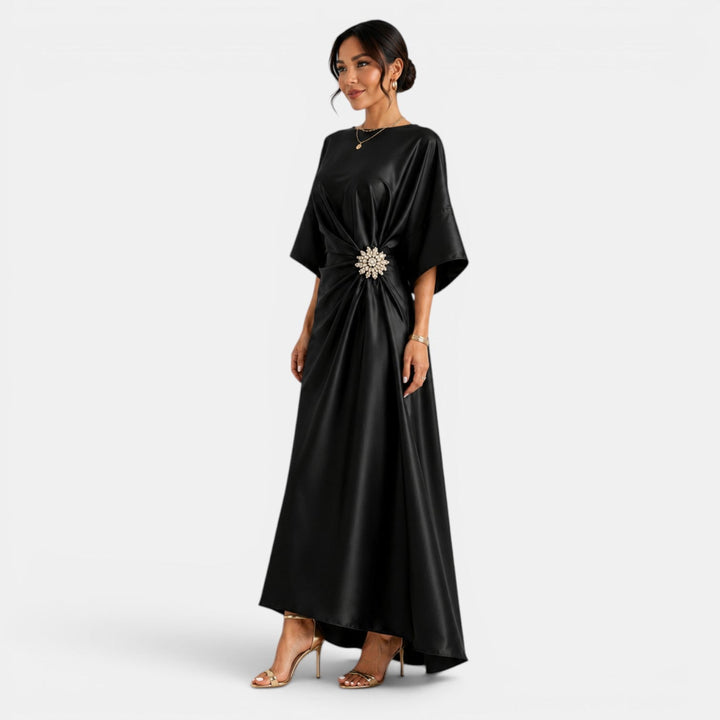 Vestido de noche satinado mujer, corte asimétrico, perfecto para eventos formales y galas.