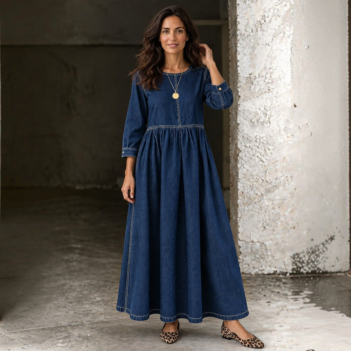 Vestido vaquero largo para mujer, con manga larga. Una prenda de moda femenina que ofrece elegancia casual y versatilidad.