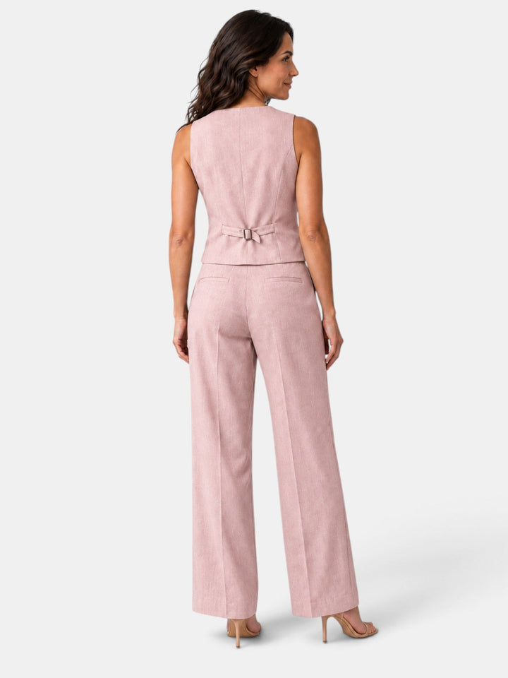 Conjunto versátil para mujer: chaleco sastre y pantalón ancho. Estilo elegante para cualquier ocasión.