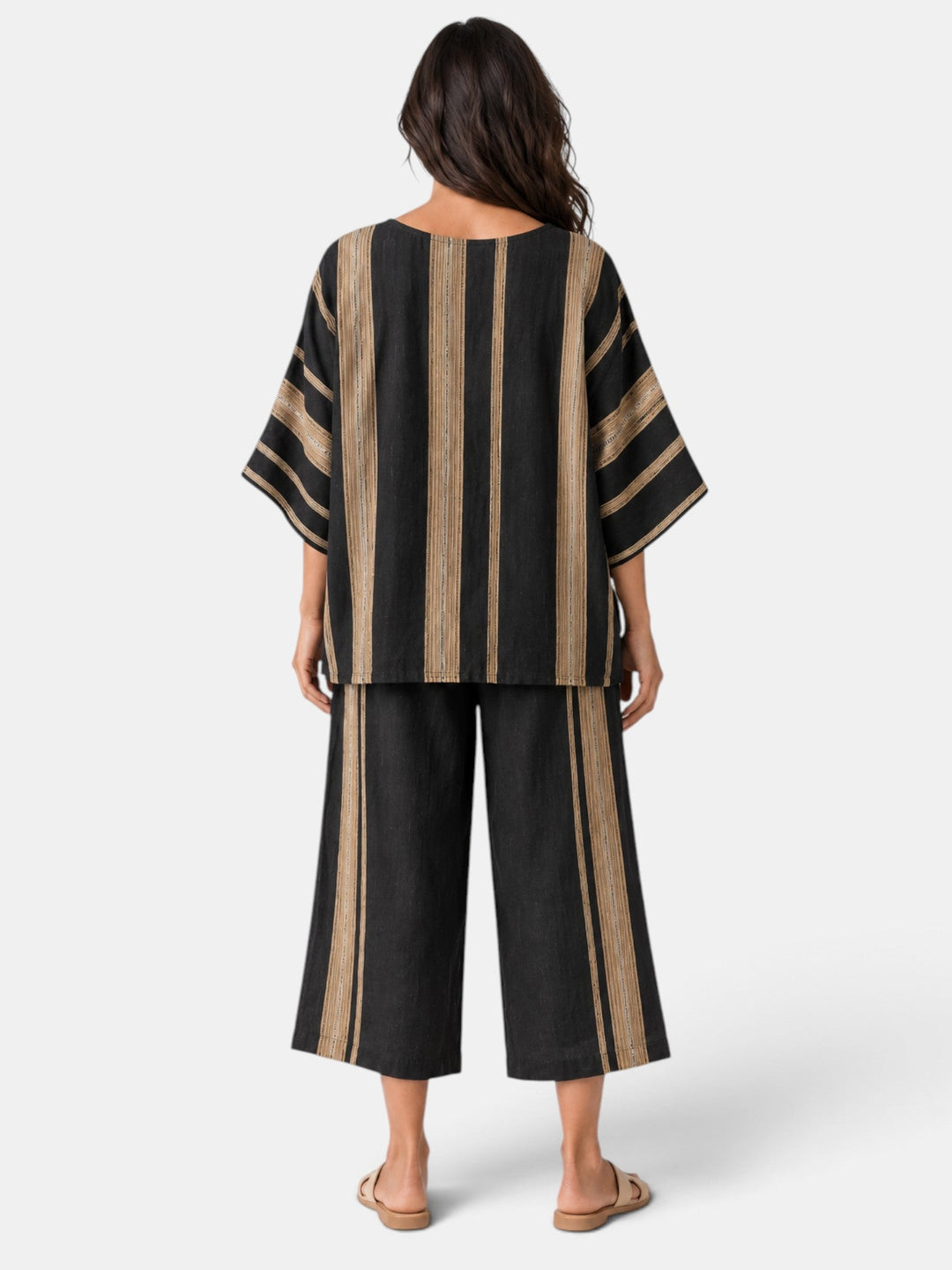 Pantalón culotte elegante y cómodo para mujer, combinado con top asimétrico, moda femenina primavera verano.