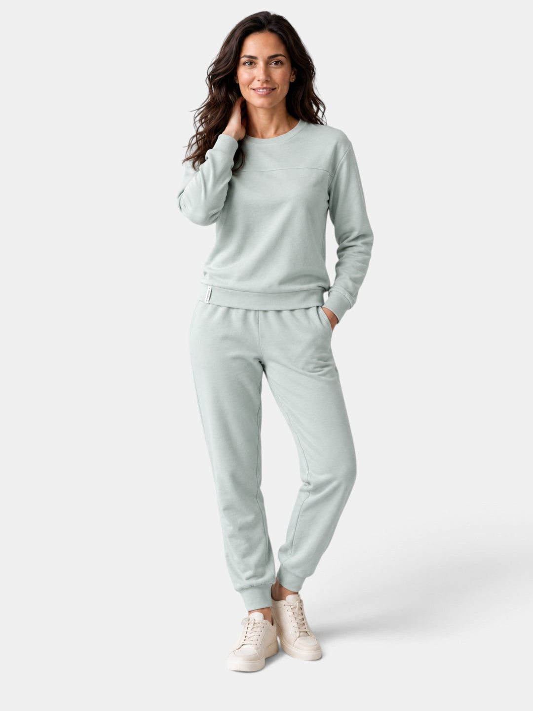 Conjunto térmico casual de mujer, manga larga, dos piezas. Perfecto como pijama o capa base en invierno.