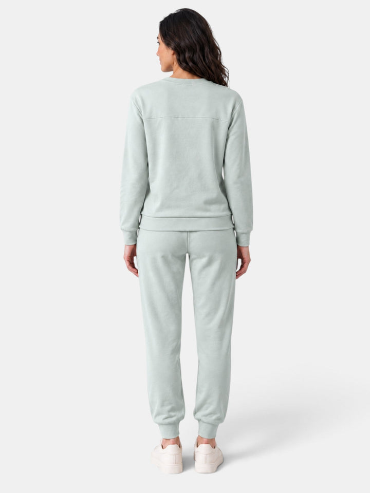 Pijama térmico de mujer de dos piezas, manga larga y pantalón. Ideal para las noches frías de invierno.