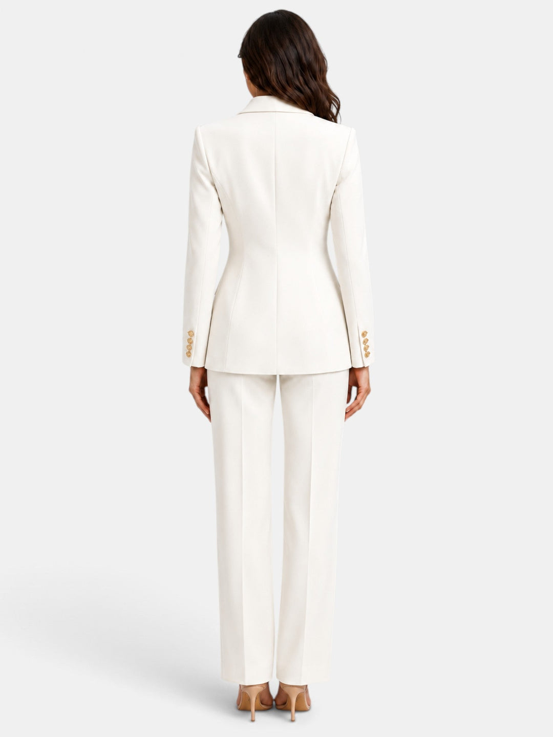Traje blazer y pantalón ancho rosa. Conjunto elegante y moderno para la oficina, look profesional de mujer.