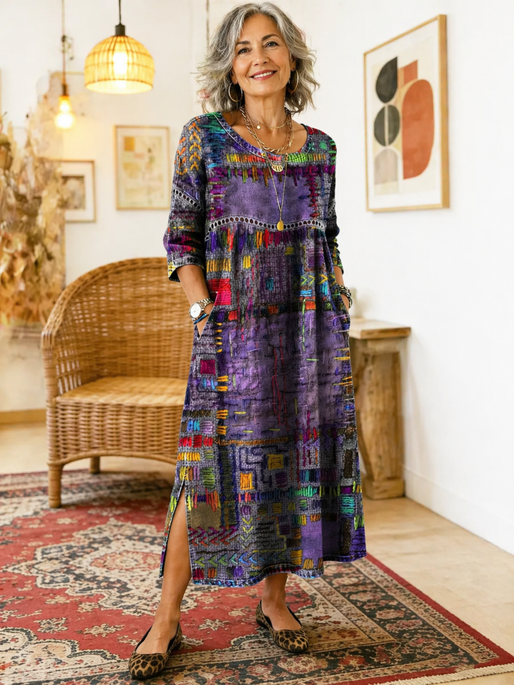 Moda de verano: vestido denim estilo étnico y patchwork, perfecto para mujer.