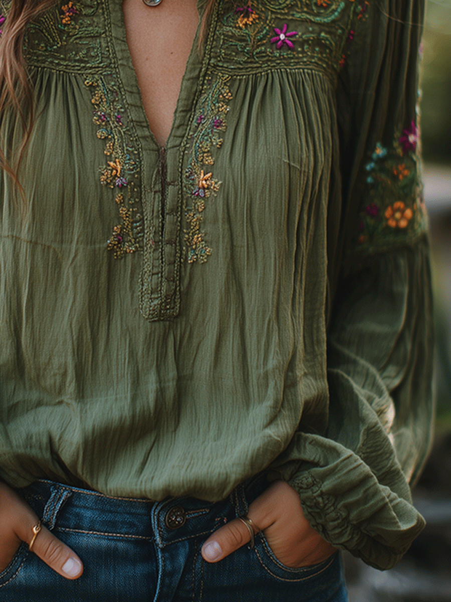 Blusa campesina bohemia verde oliva bordada para mujer, manga larga. Perfecta para primavera, look casual o chic.