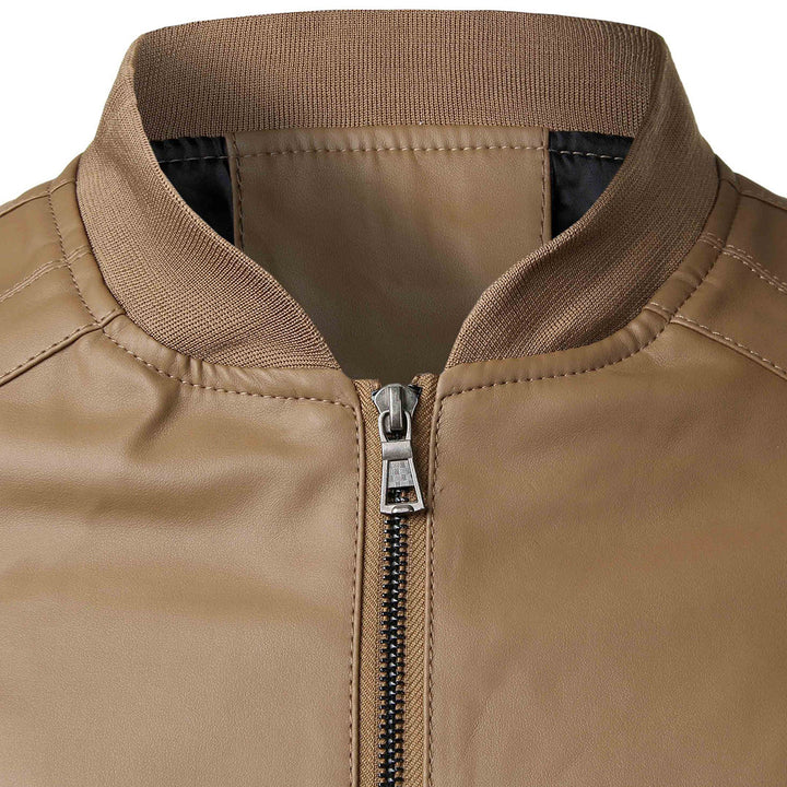 Chaqueta bomber Marcel: moda masculina esencial, combina durabilidad con un diseño elegante y versátil.