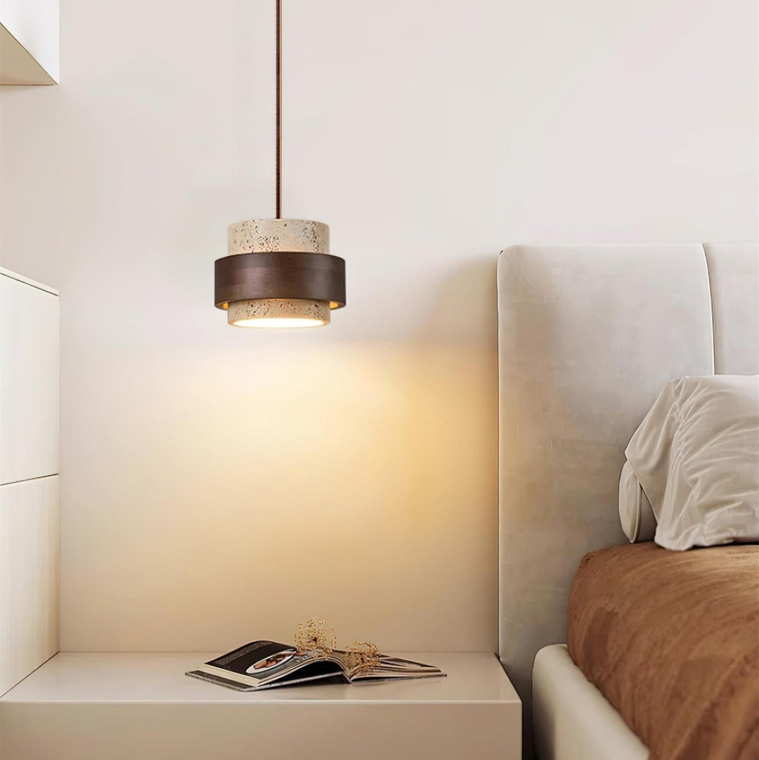 Colgante de lujo, travertino y nogal, para realzar cualquier espacio moderno.