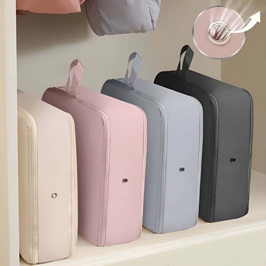 Almacenamiento inteligente: bolsa de compresión compacta para organizar ropa y optimizar el hogar.