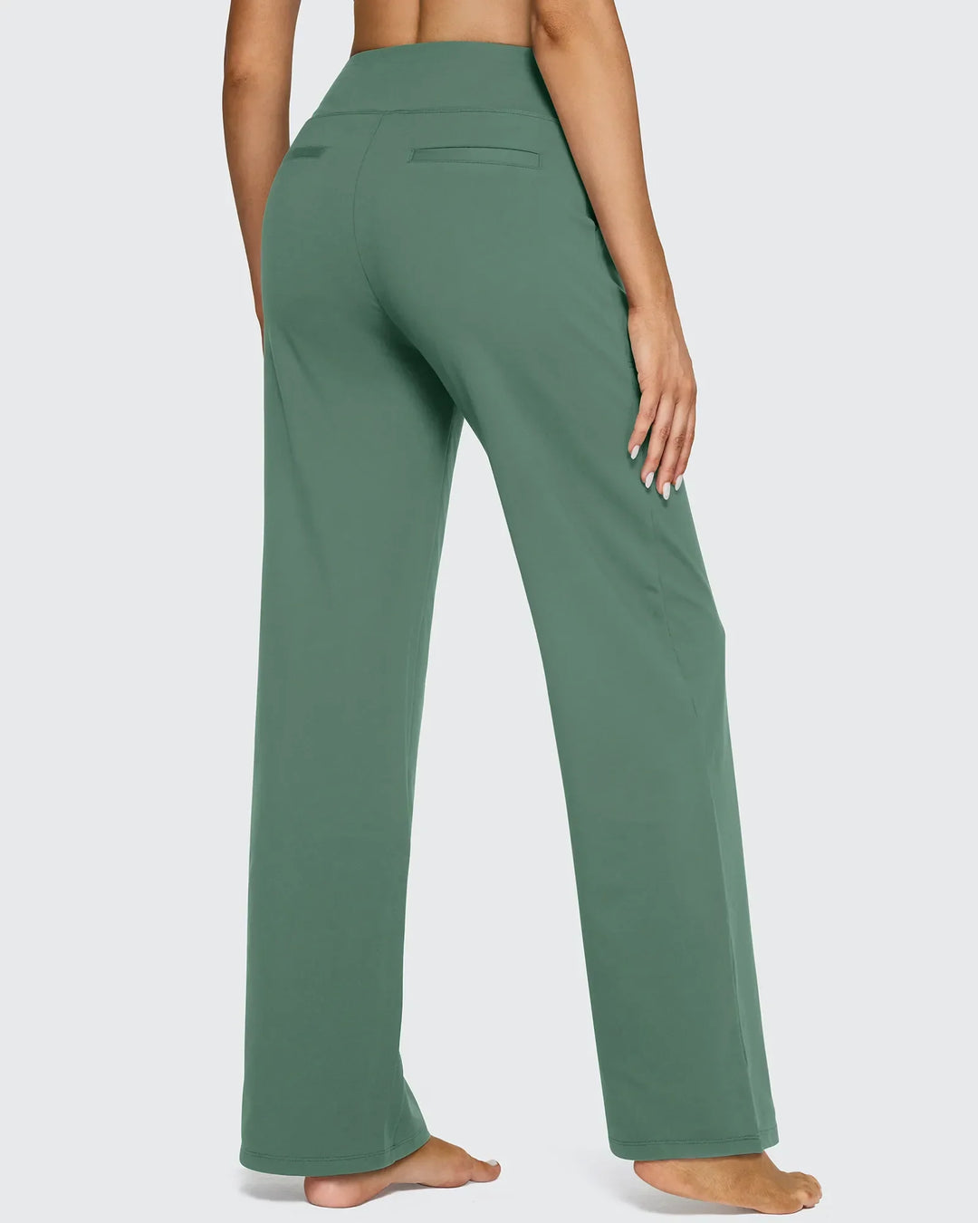 Pantalón de mujer, tiro alto, pierna ancha, bolsillos, que te permite sentirte libre y con estilo.