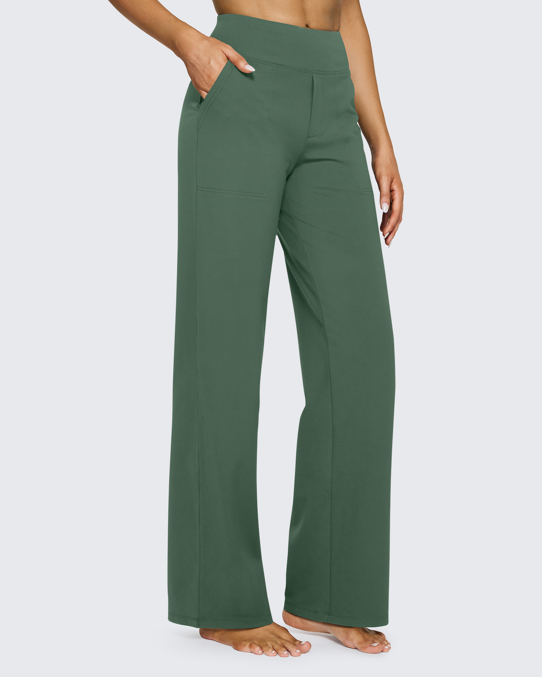 Silueta de pierna ancha y tiro alto en pantalones de mujer con bolsillos, estilo casual chic.