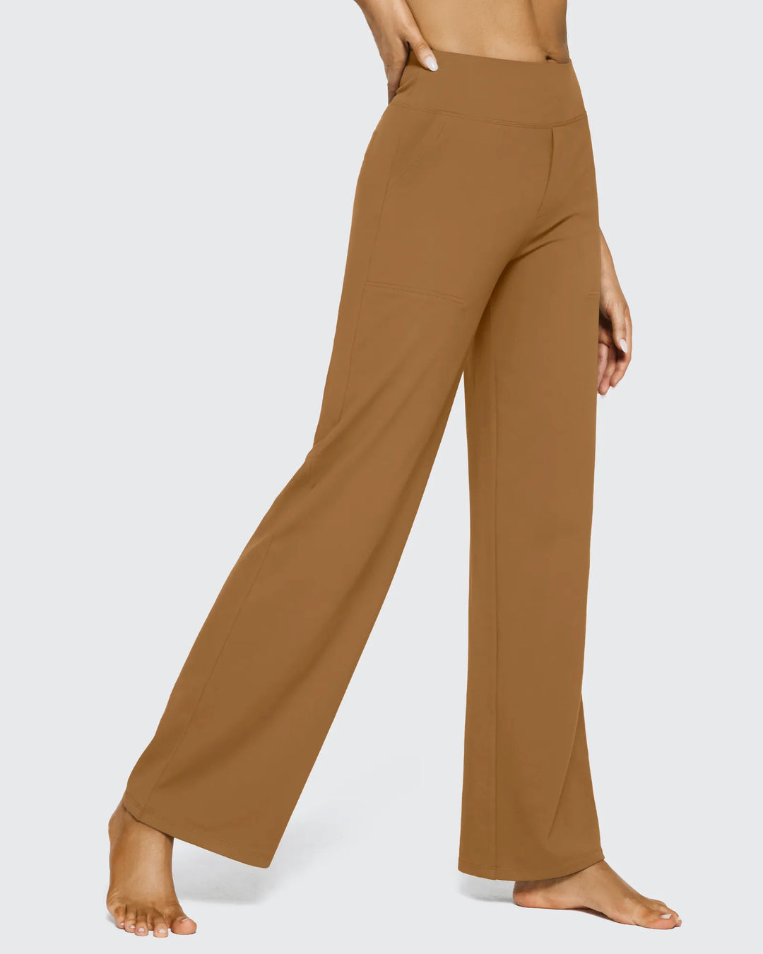 Pantalones de mujer, tiro alto, pierna ancha, bolsillos, la base perfecta para cualquier conjunto.