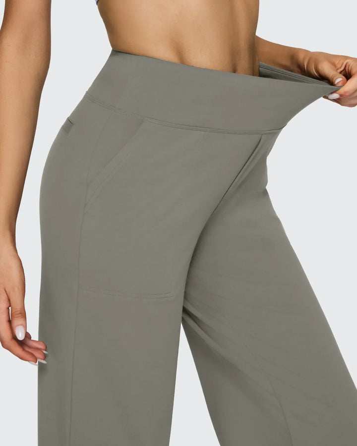 Pantalones de mujer, tiro alto, pierna ancha, bolsillos, para un estilo fresco y moderno.