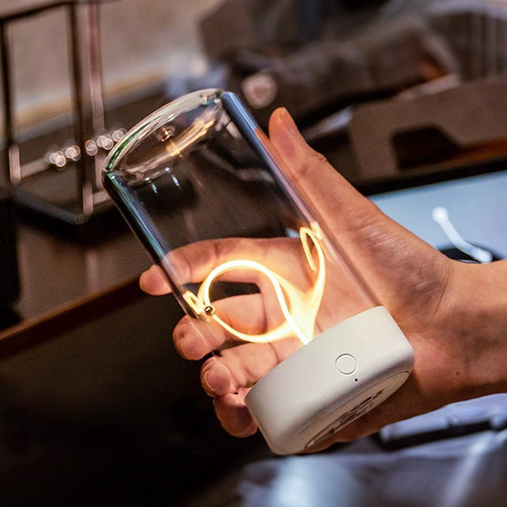 Lámpara moderna cilíndrica LED inalámbrica, perfecta para crear ambiente cálido.