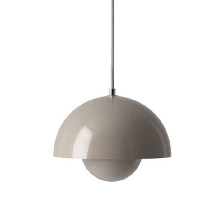 Lámpara colgante LED para salón, luz regulable y diseño contemporáneo.