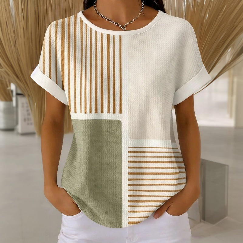 Camiseta moderna de mujer con rayas y bloques de color, manga corta, ideal para primavera-verano, estilo chic casual.