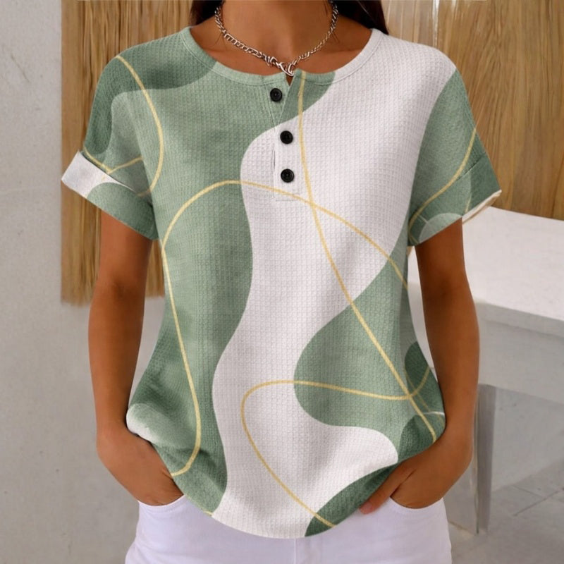 Blusa casual de mujer con bloques de color verde. Manga corta, fresca y ligera, ideal para verano y primavera.