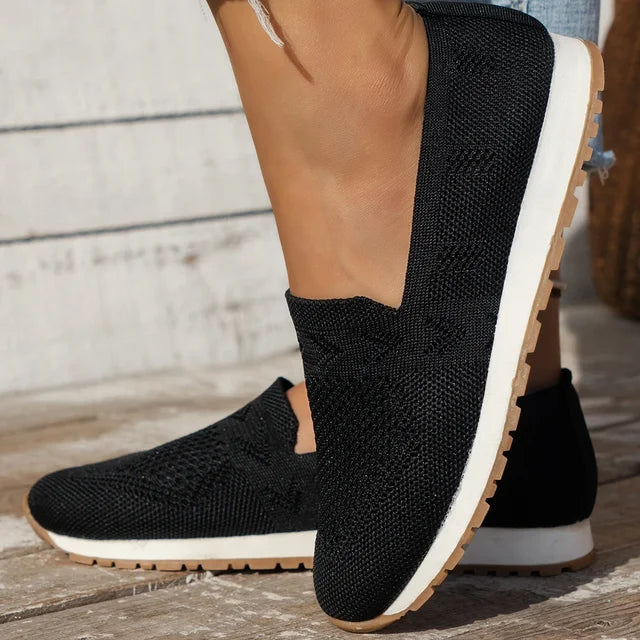 Mocasines planos ortopédicos de mujer, confort diario y soporte ergonómico para pies sensibles.