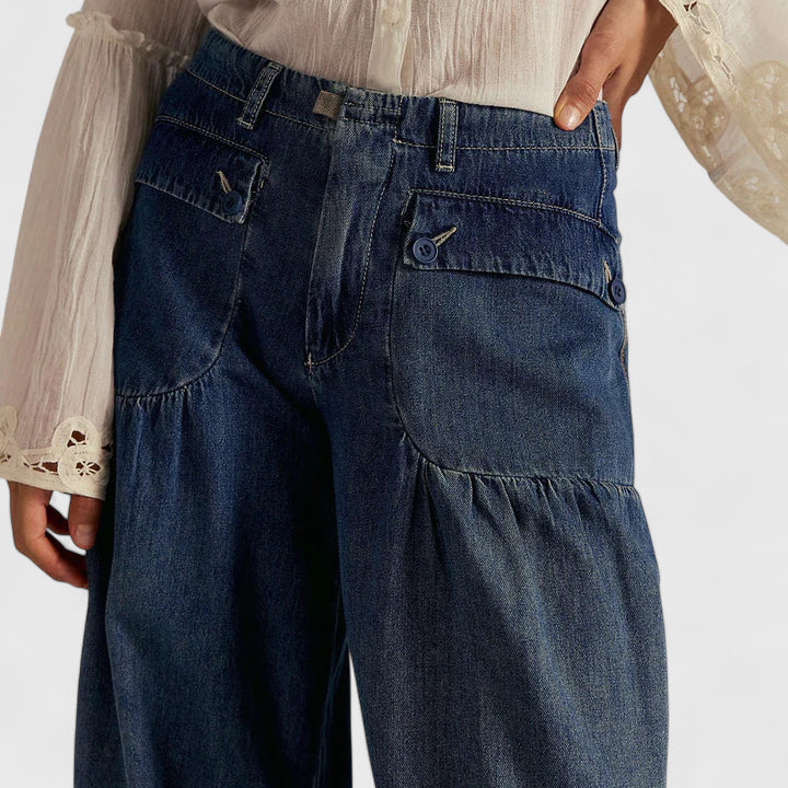 Ropa cómoda: pantalón bohemio de mujer con pliegues y bolsillos, ideal para un look casual y transpirable.