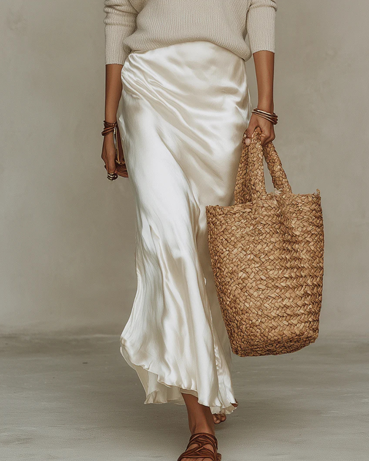 Conjunto de vestido midi para mujer. Elegante y versátil, ideal para cualquier temporada y ocasión.