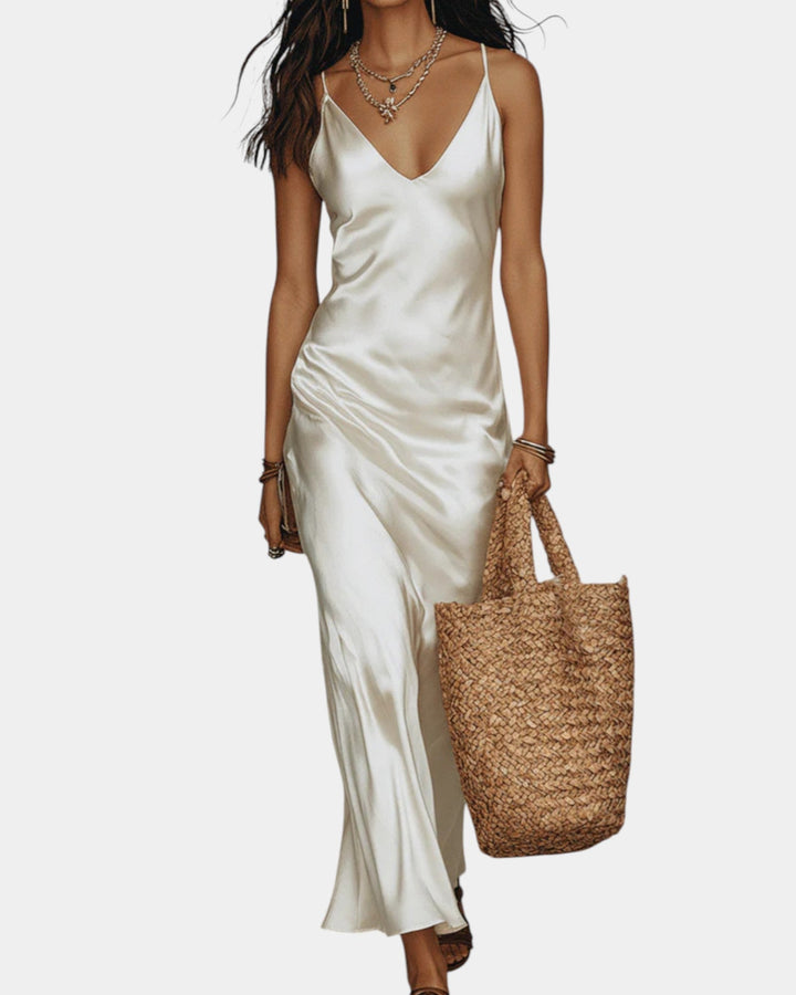 Prenda fluida: Vestido Cristina para mujer, tejido suave, diseño moderno y elegante, ideal para moda diaria.