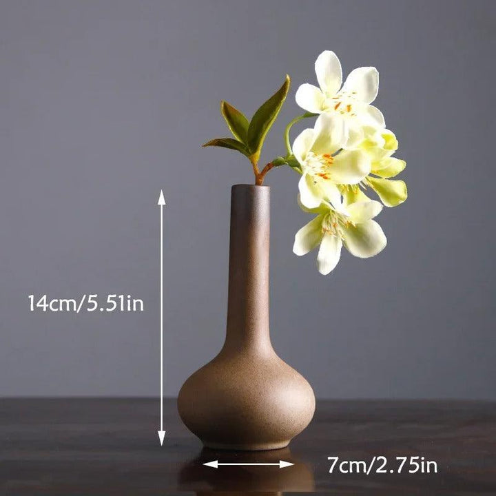Jarrón Zen Acanto versátil, combina con estilos wabi sabi, minimalista y decoración moderna del hogar.