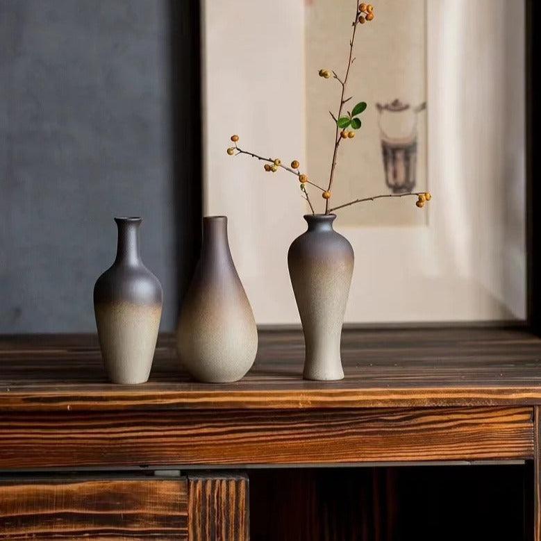 Jarrón Zen Acanto para decoración de mesa, aporta un acento escultural y minimalista al hogar.
