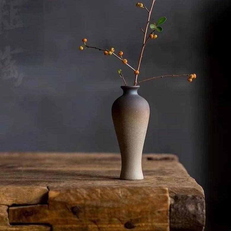 Regalo ideal: Jarrón Zen Acanto que evoca calma y elegancia, perfecto para la decoración del hogar.