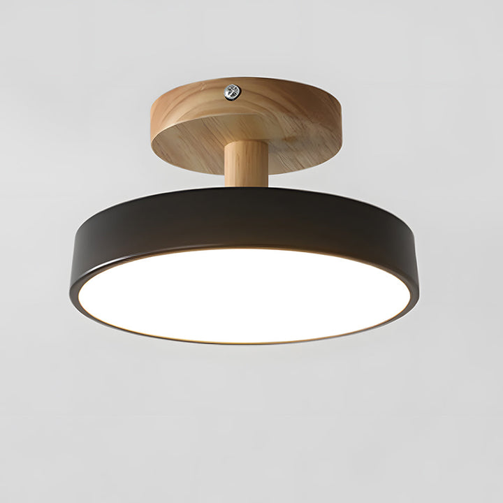 Lámpara empotrada LED de techo, perfecta para modernizar la iluminación de tu sala.