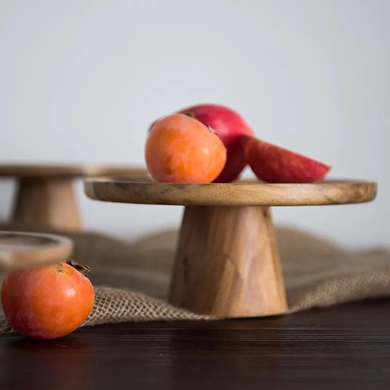 Diseño minimalista: bandeja de madera con pedestal para organizar y decorar cualquier espacio.