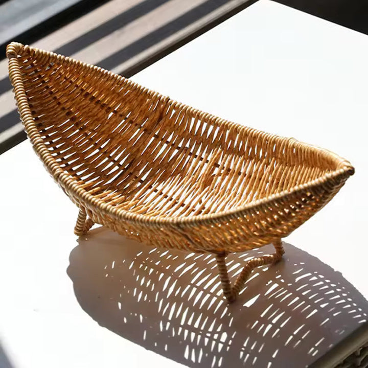 Cesta organizadora tejida a mano, estilo minimalista para baño o tocador, solución de almacenamiento chic.