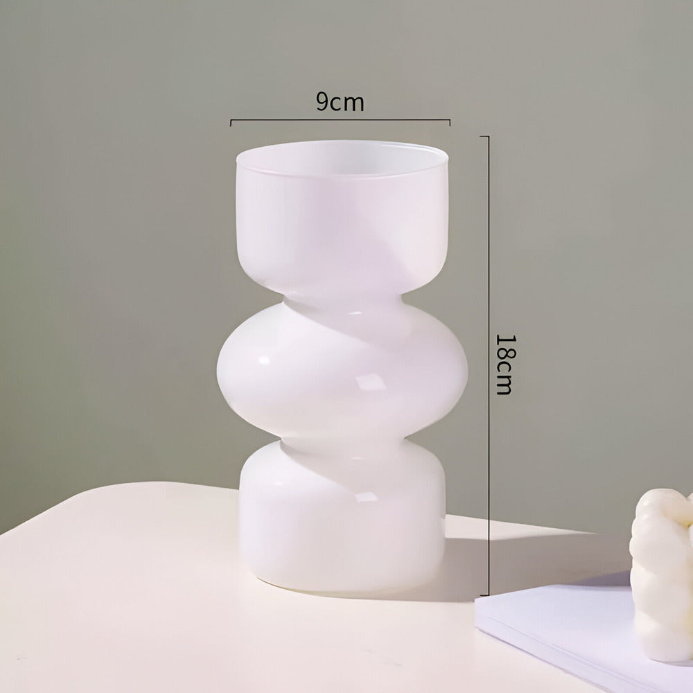 Florero contemporáneo con diseño de burbujas apiladas, ideal como jarrón decorativo para mesa o estantería.