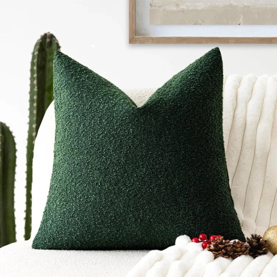Funda cojín tela boucle premium 45x45cm. Confort y diseño moderno para tu sala.