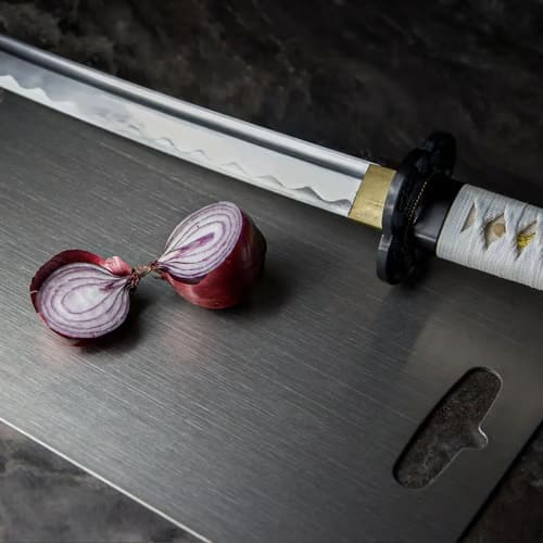 Tabla de cocina de titanio antibacteriana, garantiza máxima higiene y seguridad al preparar alimentos.