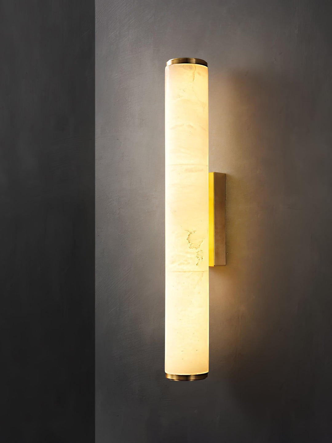Lámpara de pared de lujo, diseño clásico con efecto alabastro. Ideal para iluminación interior.