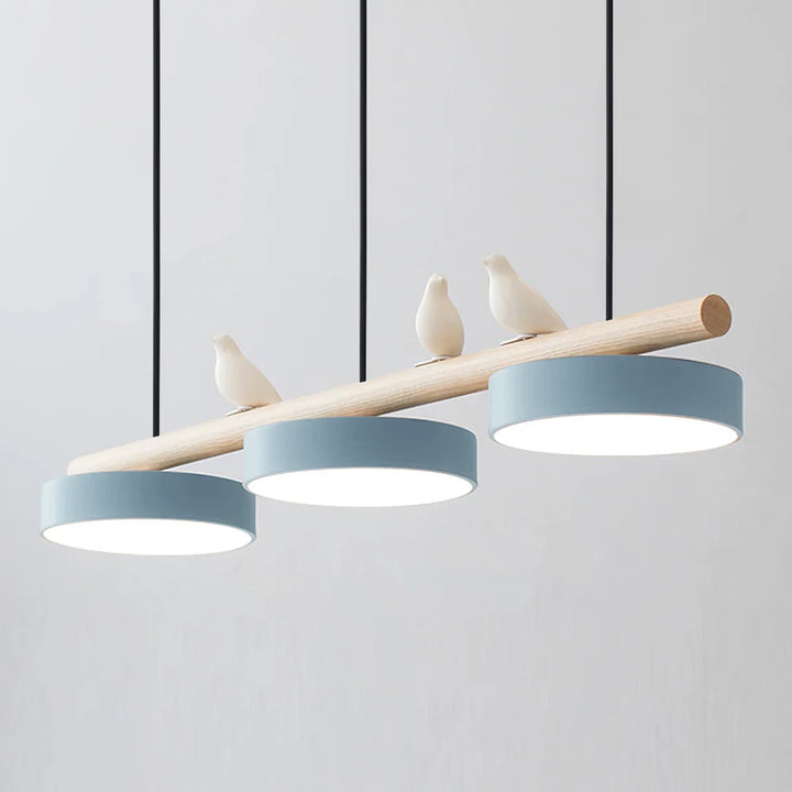 Lámpara de pájaro LED con diseño natural, iluminación interior decorativa y regulable.