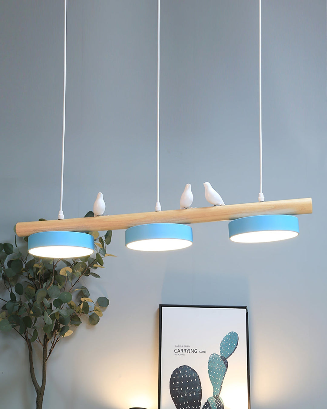 Lámpara de techo LED moderna con diseño de pájaro, iluminación interior regulable.
