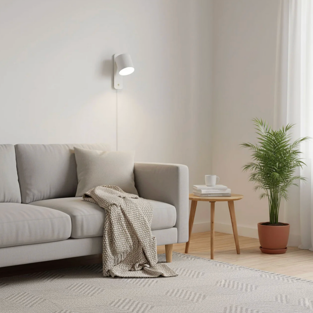 Lámpara de pared moderna y ajustable para lectura, ideal para cualquier rincón de estudio, trabajo o descanso.
