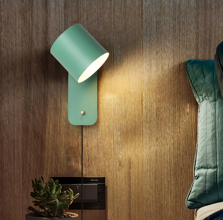 Lámpara de lectura pivotante para oficina, luz de pared moderna y ajustable que mejora la concentración.