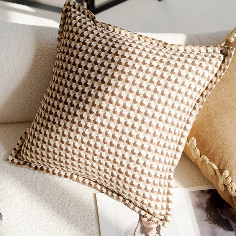 Funda cojín escandinava tufted geométrica, perfecta para añadir estilo al salón.