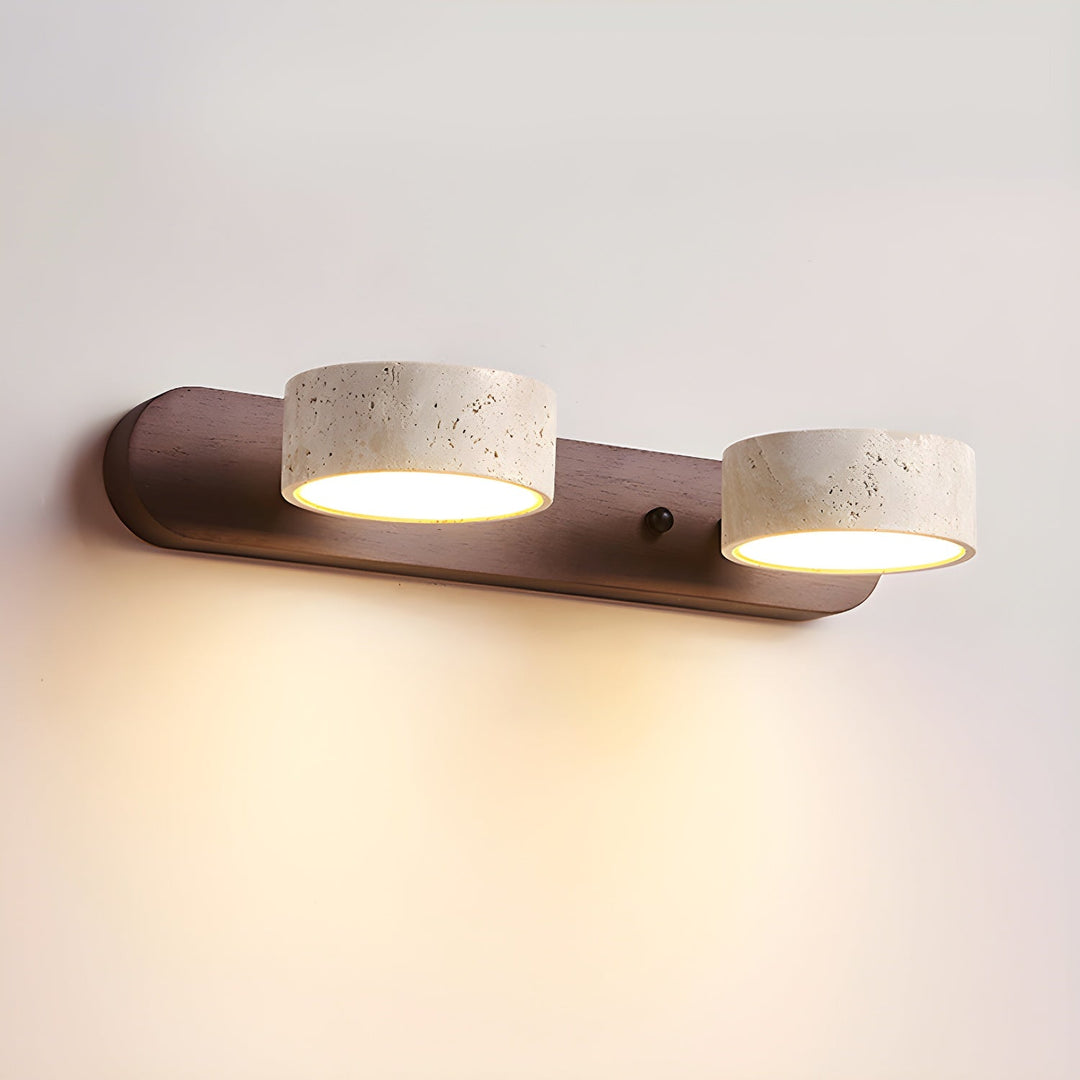 Aplique moderno de travertino y nogal, iluminación elegante de piedra natural para pared.