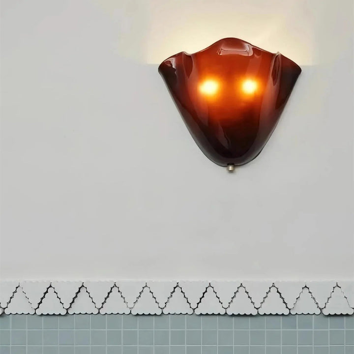 Aplique de pared decorativo de vidrio vintage, pantalla concha para iluminación ambiental retro y acogedora.
