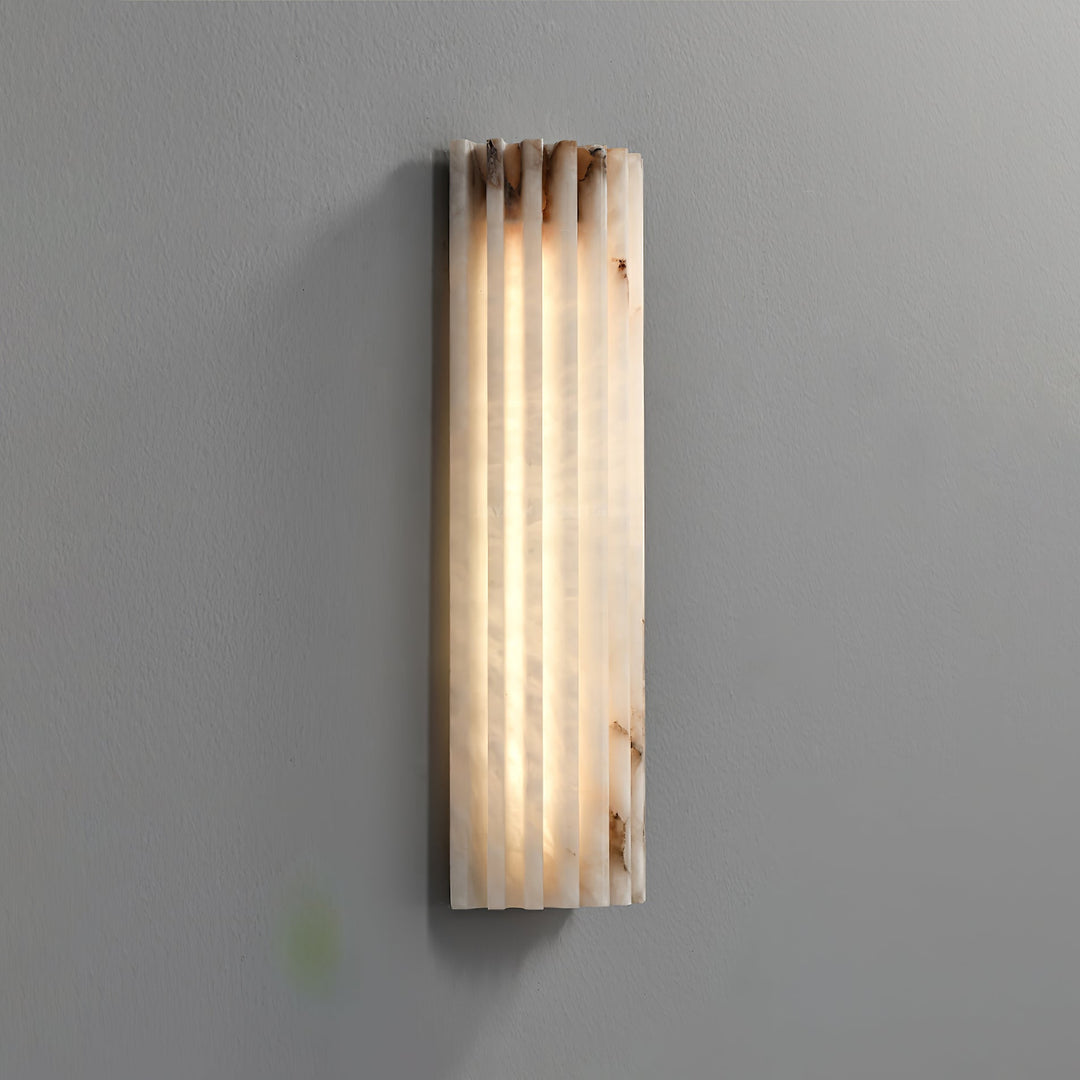 Aplique de pared LED de alabastro, luminaria moderna que ofrece una iluminación suave y eficiente para tu hogar.