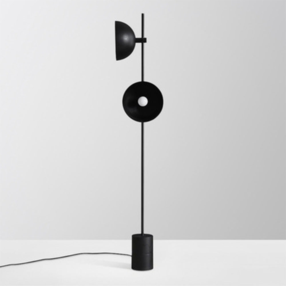 Lámpara de pie minimalista de mármol negro. Iluminación moderna que eleva la decoración de cualquier habitación.