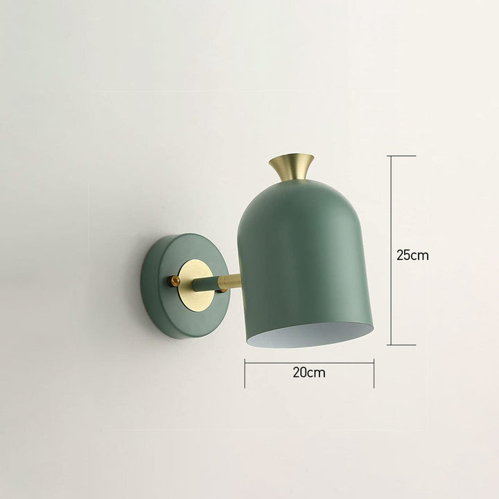 Iluminación moderna aplique de pared. Lámpara de pasillo minimalista que proporciona una luz ambiente cálida y elegante.