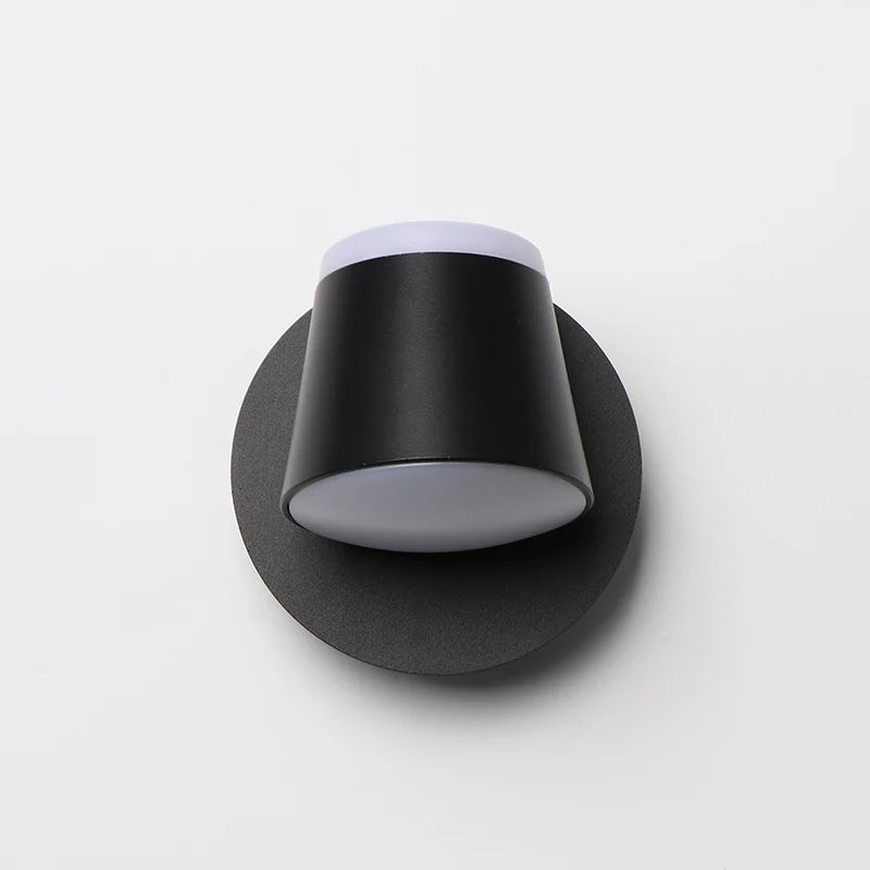 Foco de pared LED direccional, optimiza la luz en tu dormitorio o estudio con estilo.