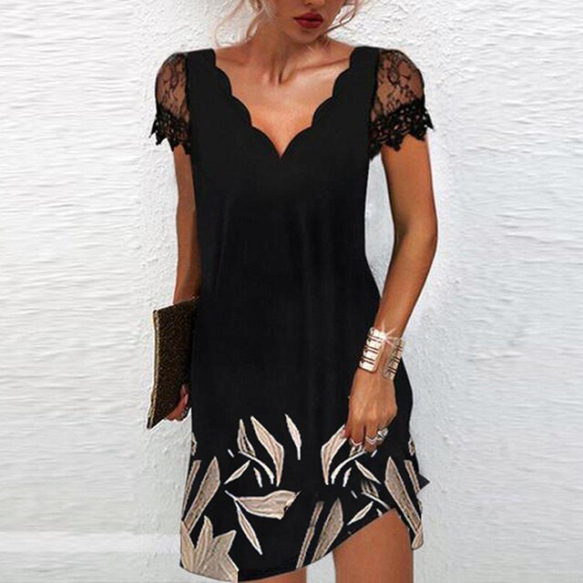 Vestido mini de mujer para verano con cuello V, encaje y manga capuchina. Estilo elegante y fresco.