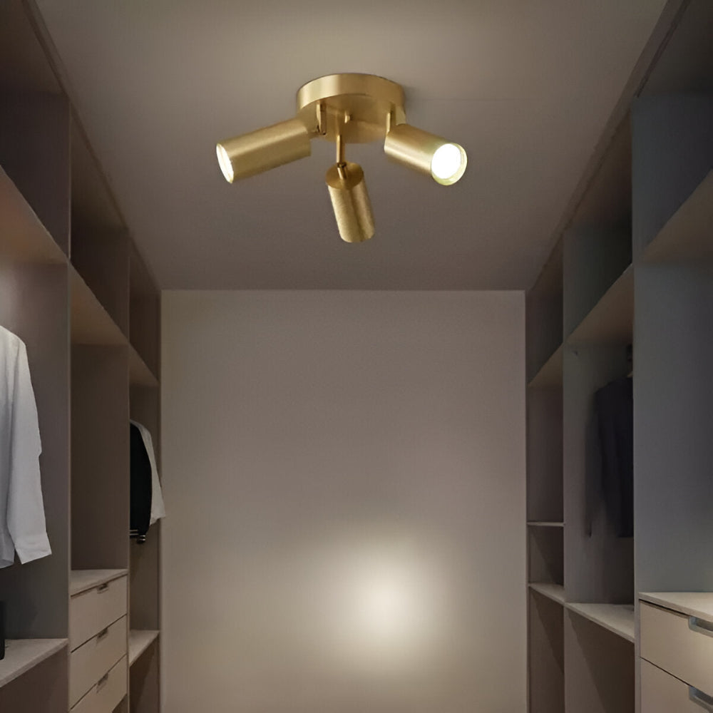 Iluminación de techo LED de diseño moderno en latón, eficiencia energética y bajo consumo estilo zen.